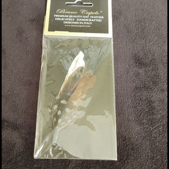 BRUNO CAPELO INDIVIDUALLY WRAPPED HAT FEATHERS - Picture 1 of 2